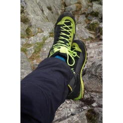 SALEWA Crow GTX - Mountaineering Boots -La Sporti Shoes Shop salewa crow gtx mountaineering boots 562bf307112d87fa5a3fd749d0236e7b 1